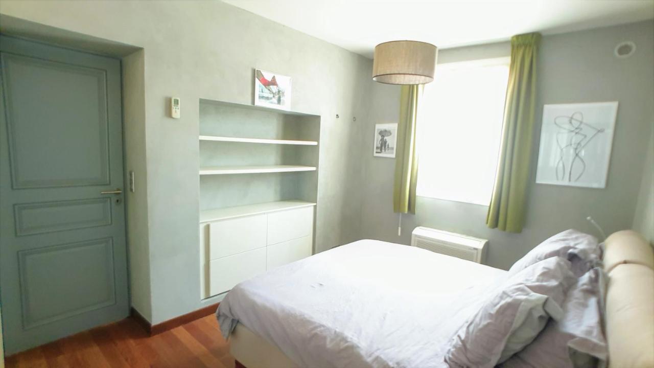 Luxe Vieil 75 M2 Avec Parking * Antibes
